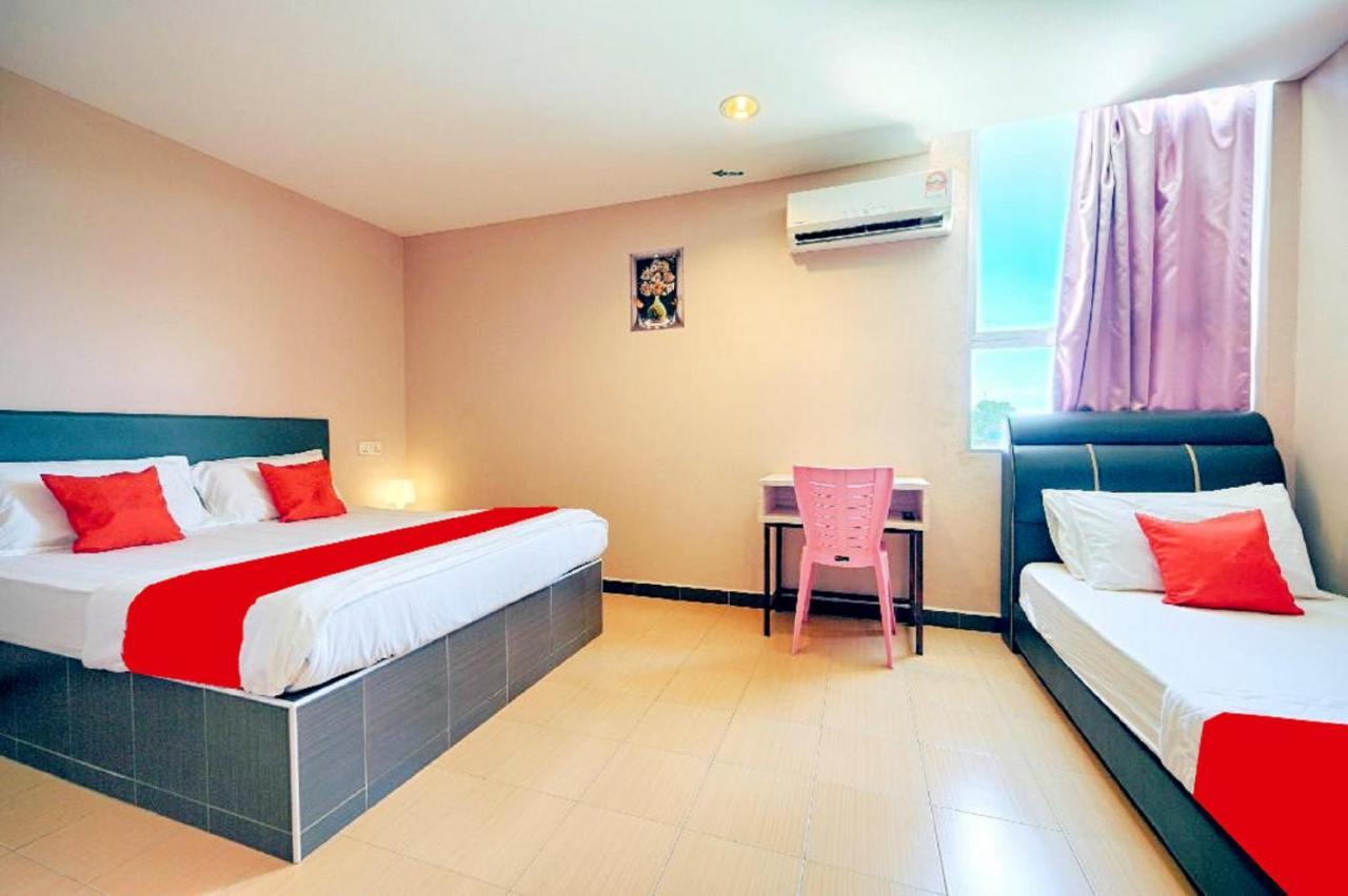 Hotel Cmn & 2*